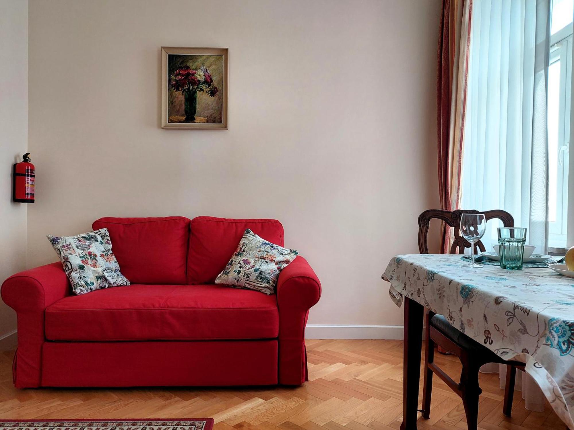Apartamenty Metro Praga ワルシャワ エクステリア 写真